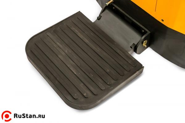 Штабелер электрический самоходный с платформой TOR 1,5т 3,3м ES15DE фото №5 Штабелер электрический самоходный с платформой TOR 1,5т 3,3м ES15DE фото №5