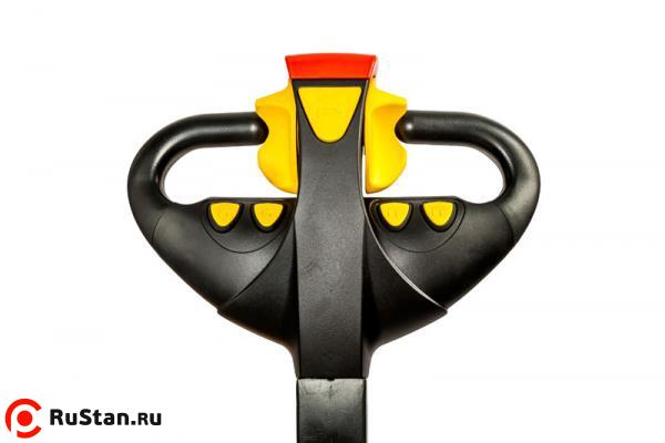 Штабелер электрический самоходный  TOR 1,0т 3,0м WS10S-3000 фото №3 Штабелер электрический самоходный  TOR 1,0т 3,0м WS10S-3000 фото №3