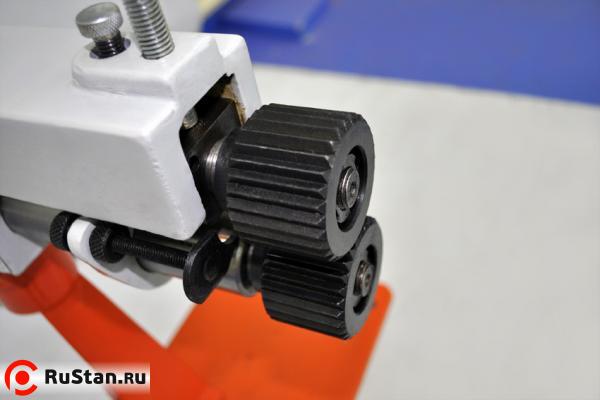 Два регулируемых упора для ограничения подачи заготовки  фото №6 Stalex RM-08 фото №6