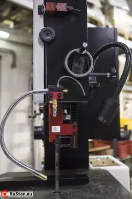 Вертикальный ленточнопильный станок Stalex VS-300 фото №3 Stalex VS-300 фото №3