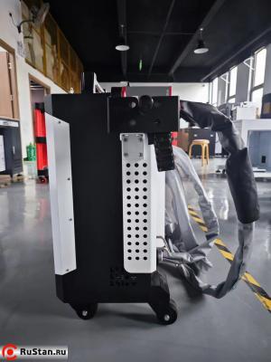 Импульсный аппарат лазерной очистки металла от ржавчины и краски Raptor SFC300 фото №6 Raptor SFC-300 фото №6