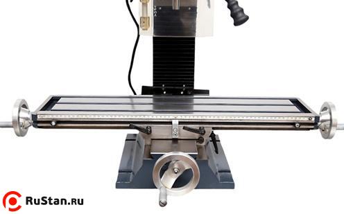 Рабочий стол фрезерного станка перемещается вдоль осей X, Y. Передвижение стола осуществляется по направляющим типа «ласточкин хвост». фото №5 Рабочий стол фрезерного станка перемещается вдоль осей X, Y. Передвижение стола осуществляется по направляющим типа «ласточкин хвост». фото №5