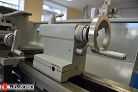 Массивная задняя бабка с основанием 150мм и быстрым зажимом. фото №11 MML 2870 MV фото №11