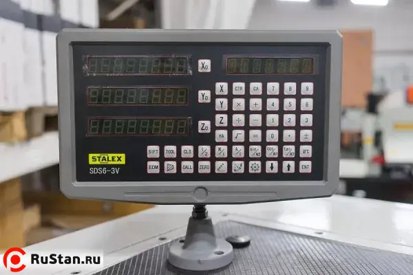 Токарно-винторезный станок фото №6 C0632D/1000 фото №6