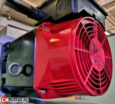 Универсальный фрезерный станок XL8140 с УЦИ фото №23 Универсальный фрезерный станок XL8140 с УЦИ фото №23