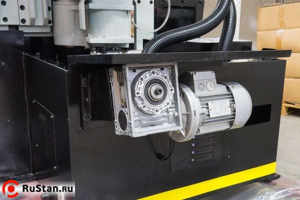 Автоматический ленточнопильный колонный станок Stalex BS-350GA фото №14 BS-350GA фото №14